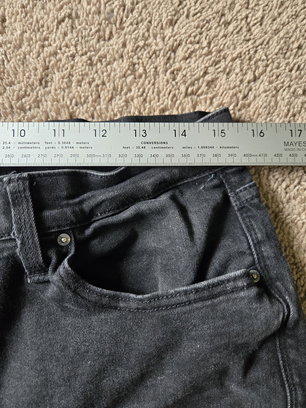 LuLaRoe Faded Black Charcoal Tapered Stretch Jeans 32 - Picture 5 of 7